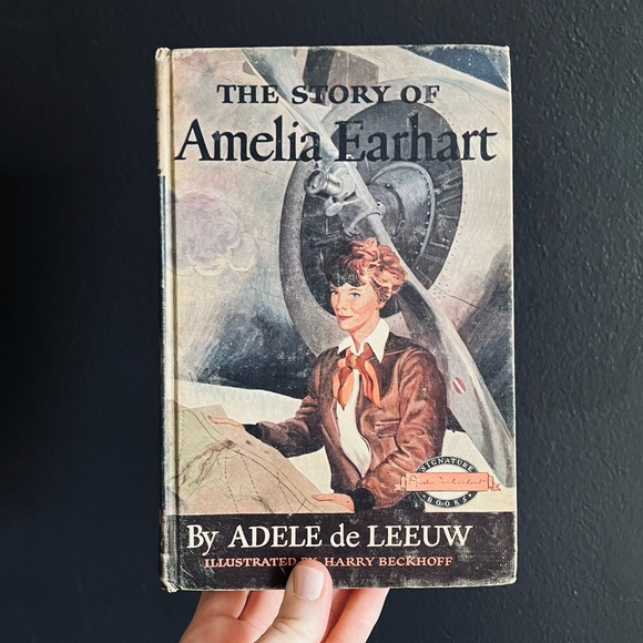 Vintage Other - Vintage Book The Story of Amelia Erhart